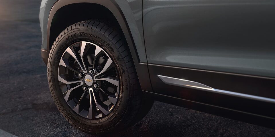 Chevrolet Groove 2023 con rines de aluminio de 16 pulgadas